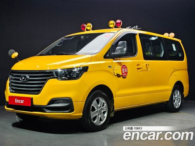 Hyundai Starex 2019
