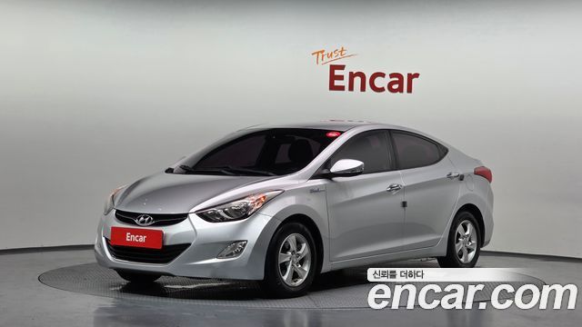 Hyundai AVANTE 2011