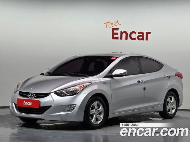 Hyundai AVANTE 2011