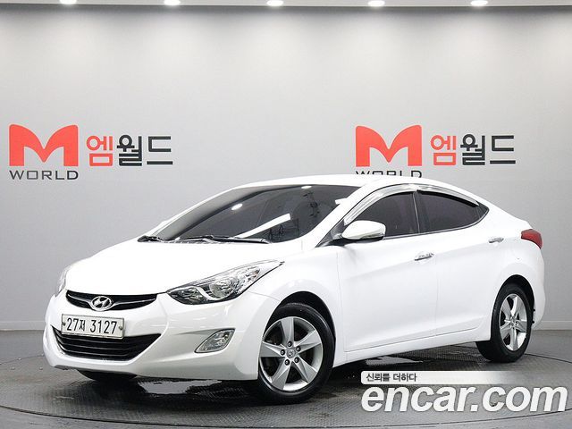 Hyundai AVANTE 2013