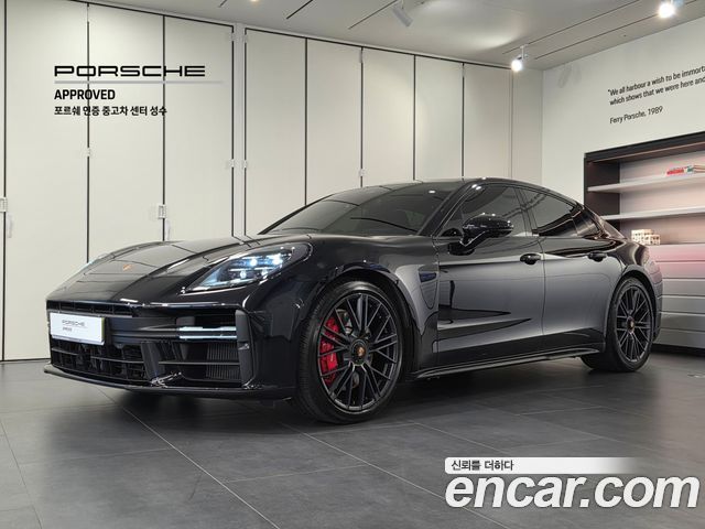 Porsche Panamera 2025