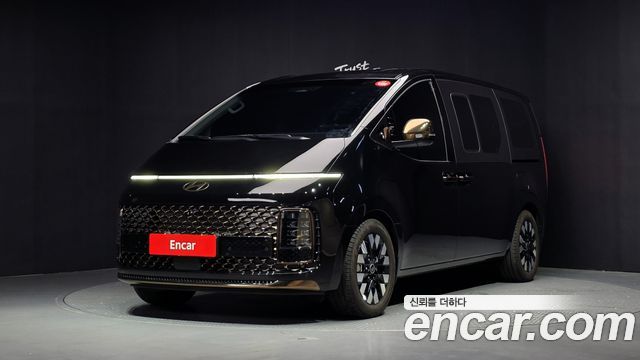 Hyundai Staria 2025