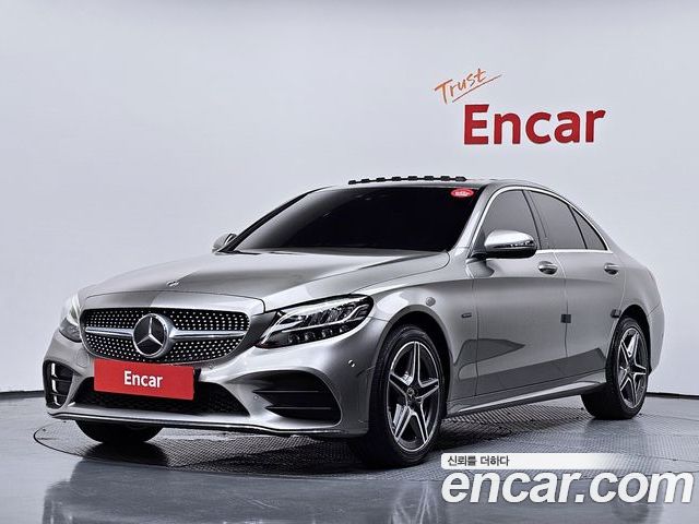 Mercedes-Benz C-Class 2020