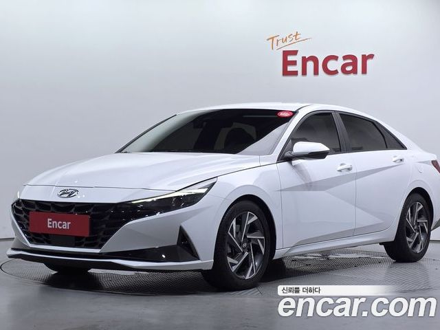 Hyundai AVANTE 2021