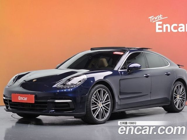 Porsche Panamera 2019