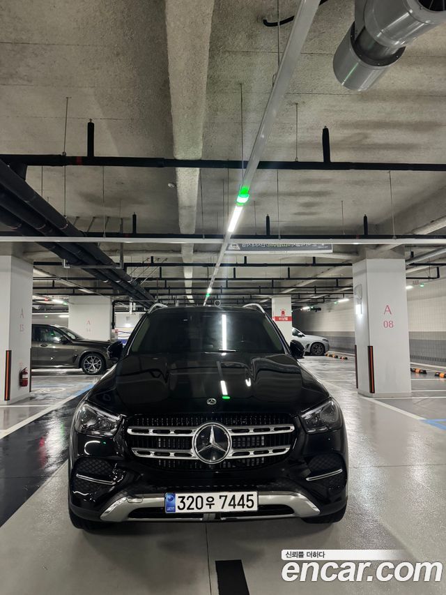 Mercedes-Benz GLE-Class 2026