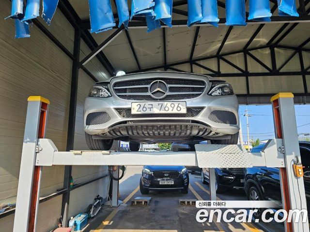 Mercedes-Benz C-Class 2017