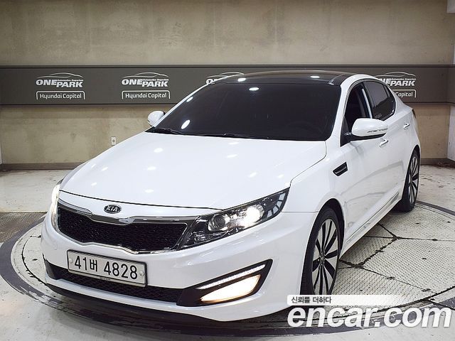 Kia K5 2011