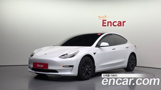 Tesla Model 3 2022