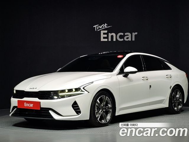 Kia K5 2023