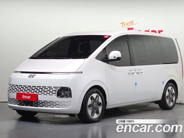 Hyundai Staria 2022