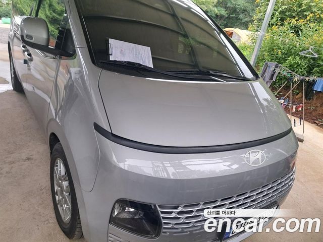 Hyundai Staria 2025
