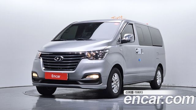 Hyundai Starex 2021