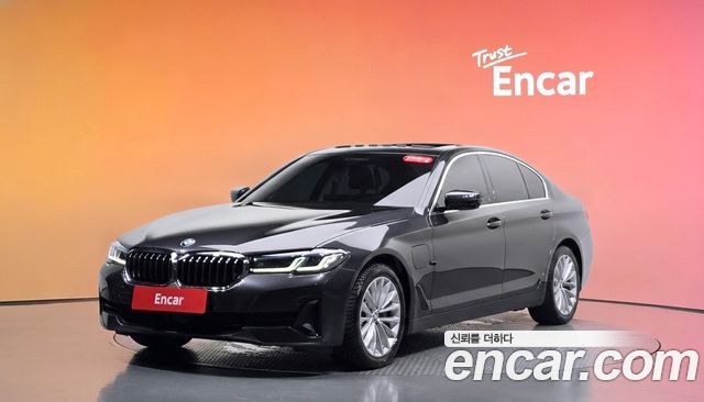 BMW 5-Series 2021