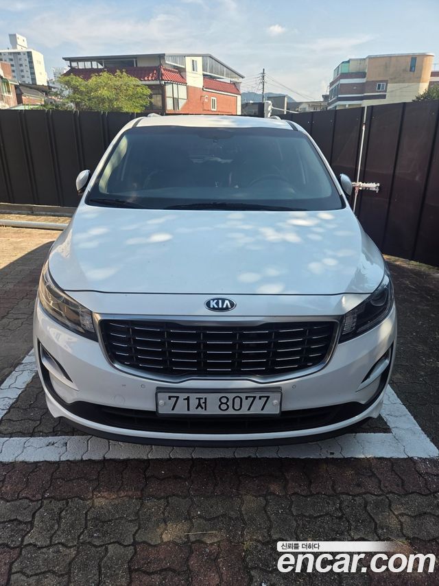 Kia Canival 2019