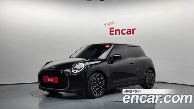 Mini Cooper 2024
