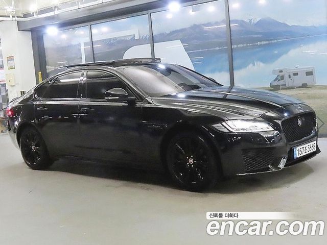 Jaguar XF 2020