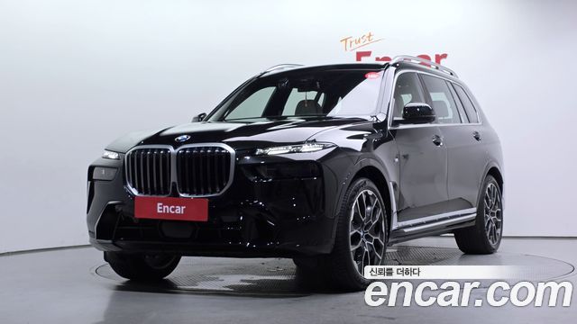 BMW X7 2025