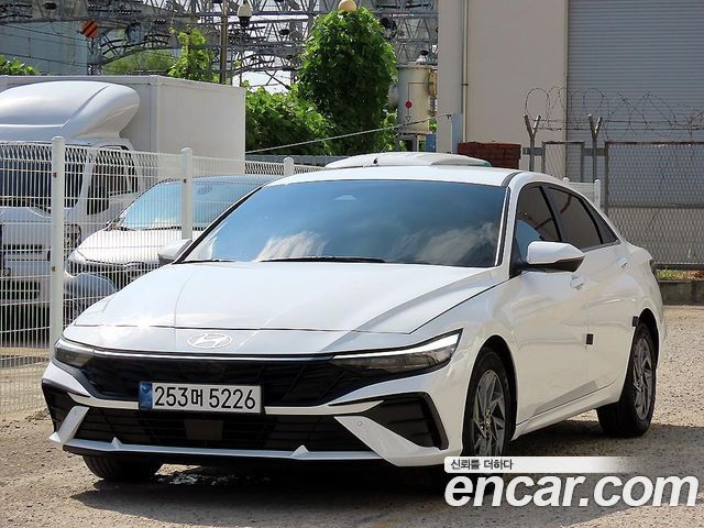 Hyundai AVANTE 2023