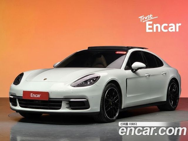 Porsche Panamera 2020