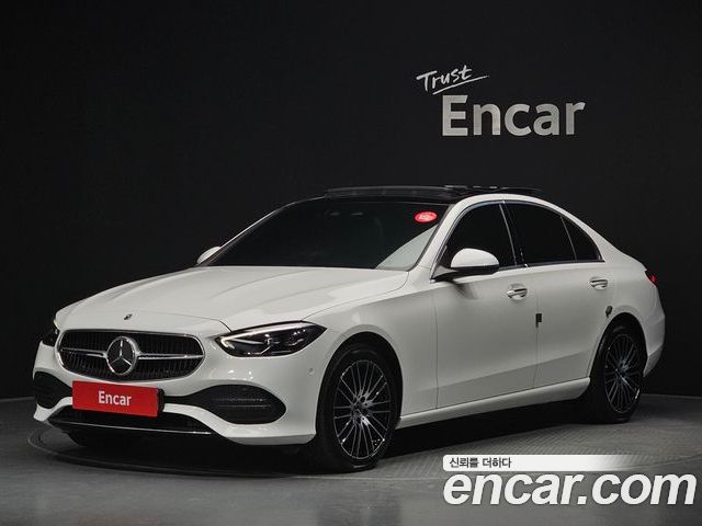 Mercedes-Benz C-Class 2022