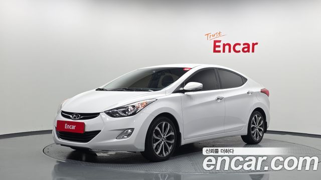 Hyundai AVANTE 2013
