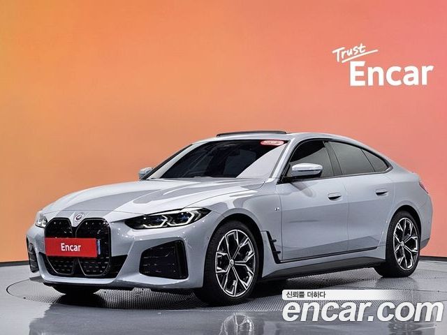 BMW i4 2023