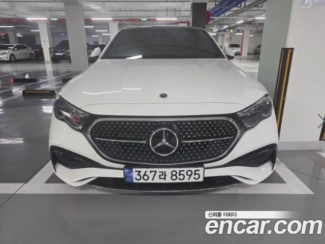 Mercedes-Benz E-Class 2024