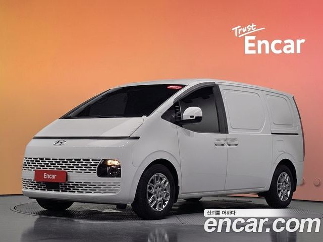 Hyundai Staria 2021