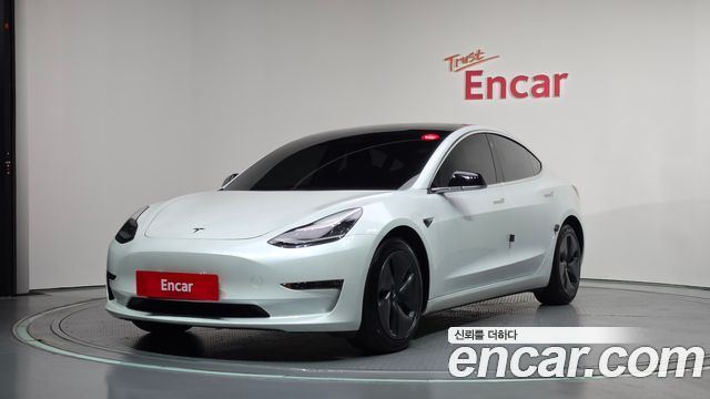 Tesla Model 3 2020