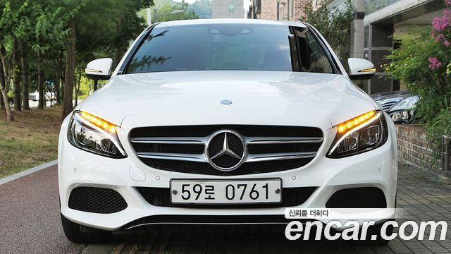 Mercedes-Benz C-Class 2016