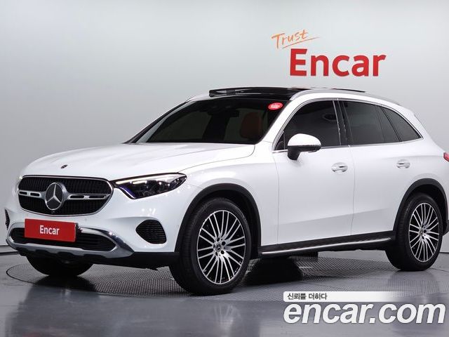Mercedes-Benz GLC-Class 2023