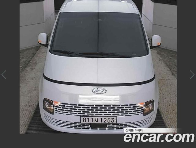 Hyundai Staria 2022