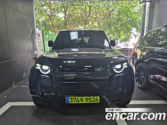 Land Rover Defender 2026
