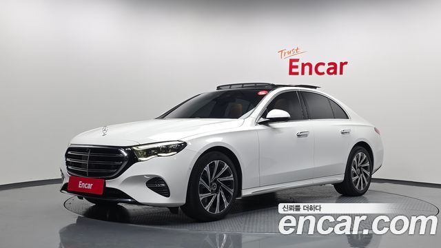 Mercedes-Benz E-Class 2024