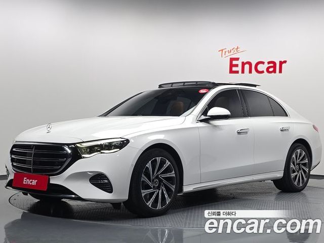 Mercedes-Benz E-Class 2024