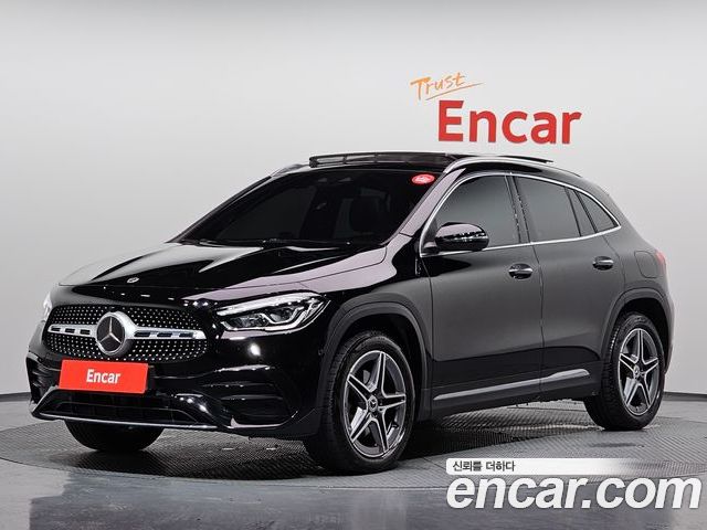 Mercedes-Benz GLA-Class 2023