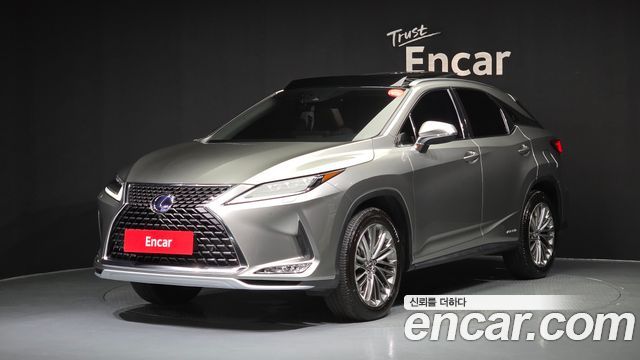 Lexus RX 2021