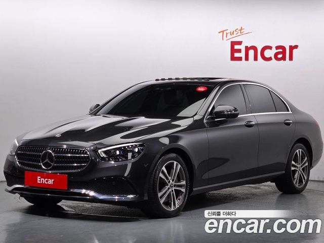 Mercedes-Benz E-Class 2022