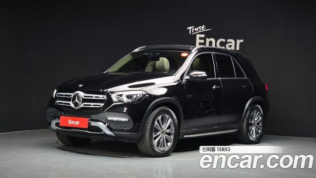 Mercedes-Benz GLE-Class 2023