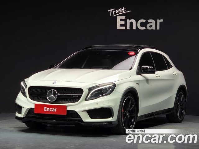 Mercedes-Benz GLA-Class 2015