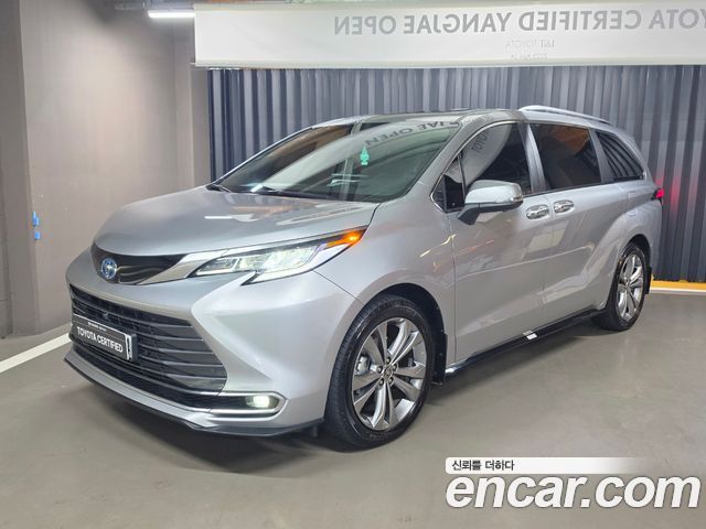 Toyota Sienna 2025