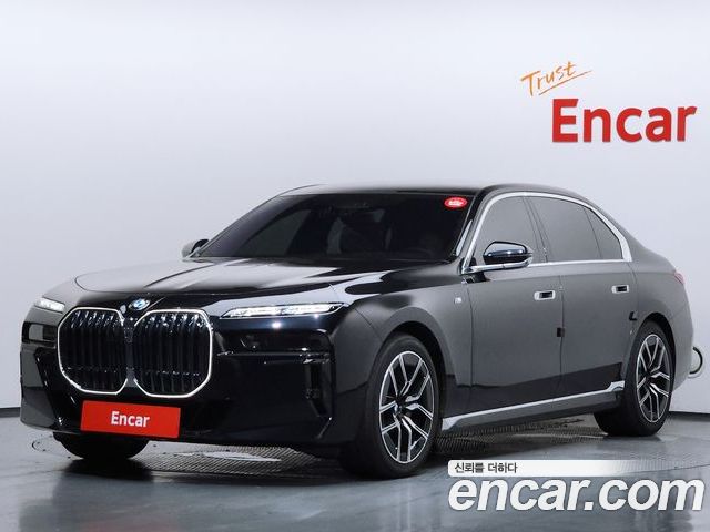 BMW 7-Series 2024