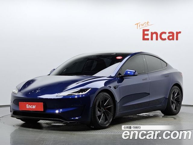 Tesla Model 3 2024
