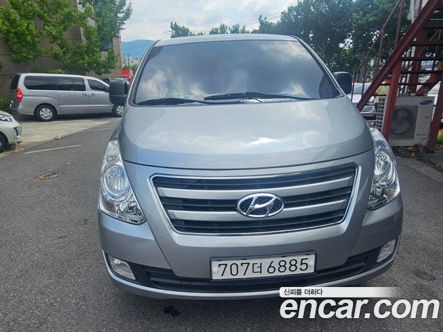 Hyundai Starex 2018