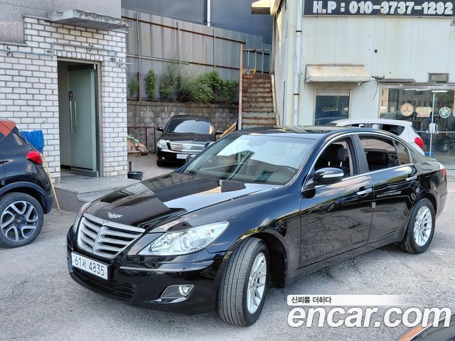 Hyundai Genesis 2010