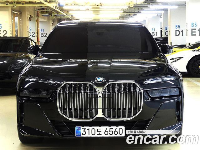 BMW 7-Series 2025