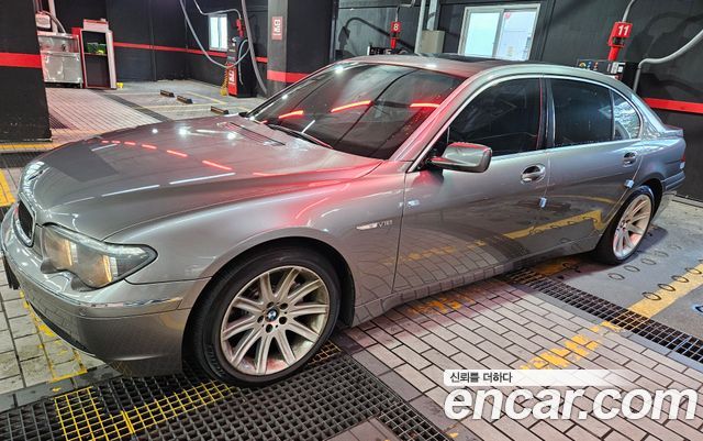 BMW 7-Series 2004