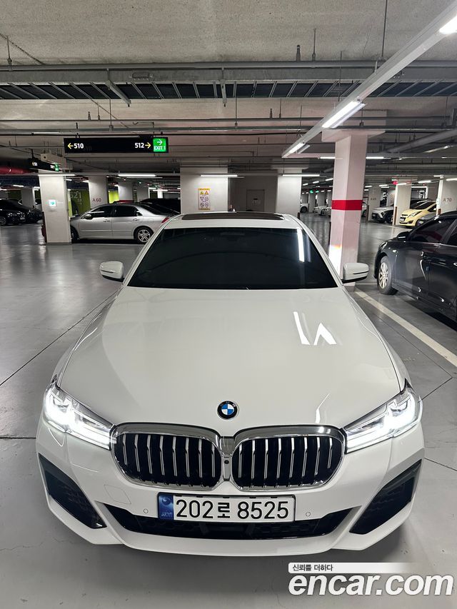 BMW 5-Series 2023