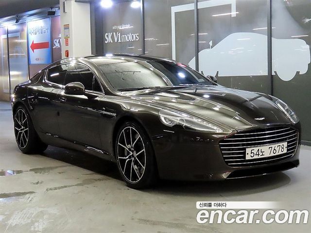 Astonmartin Rapide 2015